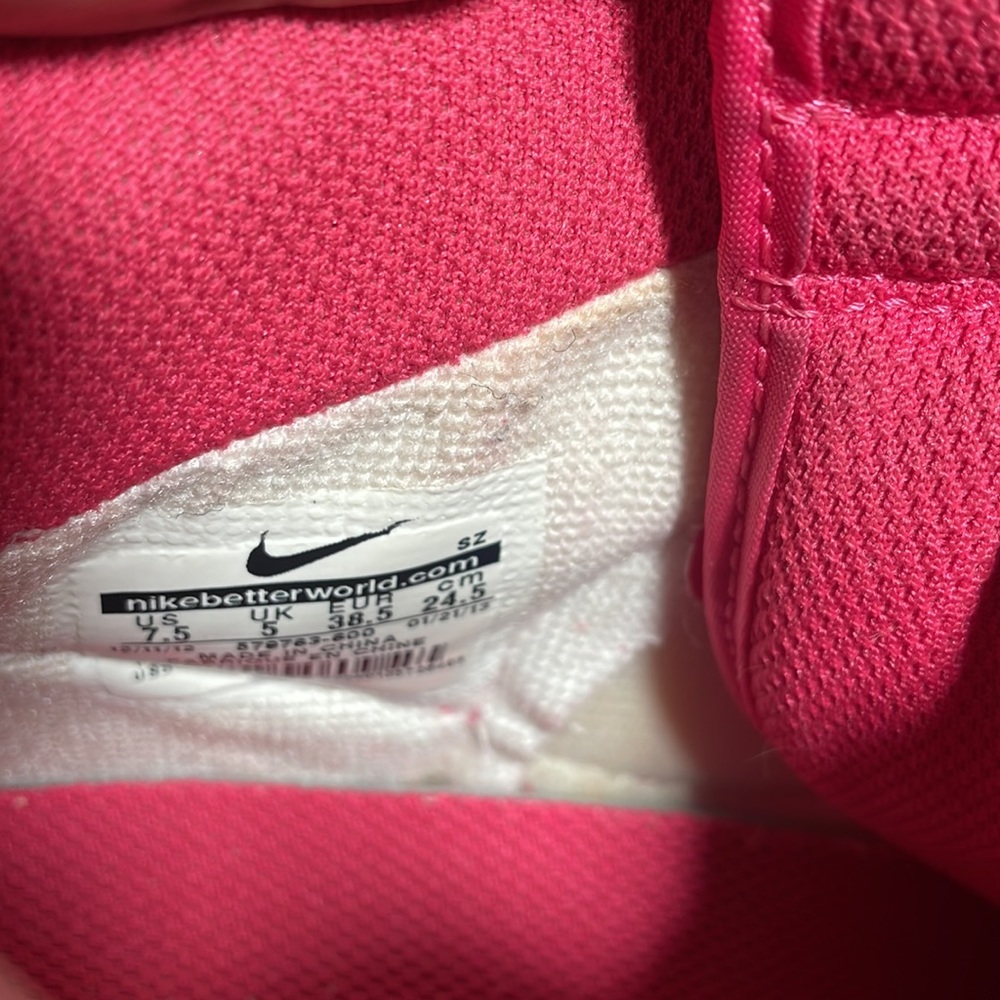 nike ones pink